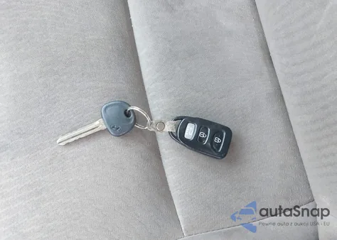 2015 Hyundai Elantra Se из США, поврежденный, VIN 5NPDH4AE0FH564657